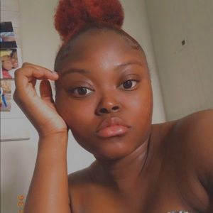 Meet your Posher, Raquelle